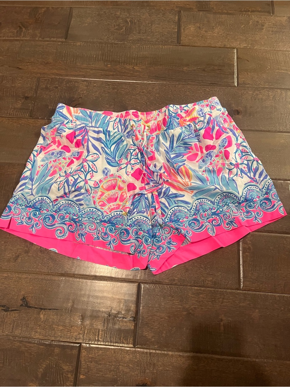 Lilly Pulitzer shorts size large